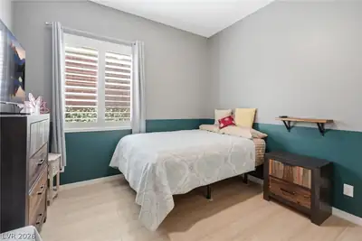 2682 Paris Amour Street Bedroom