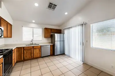 5737 Grand Entries Drive Kitchen
