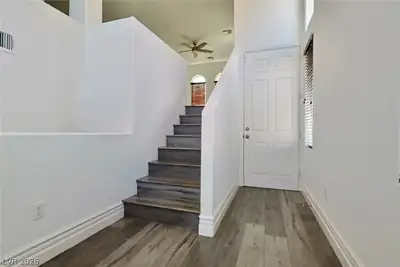 9578 Summer Furnace Street, Las Vegas, NV 89178 Entrance Foyer