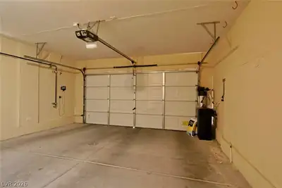 9578 Summer Furnace Street, Las Vegas, NV 89178 Garage