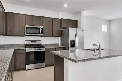 671 Anemone Lane, Henderson, NV 89015 Kitchen