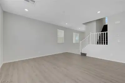 7711 Coral Cactus Court, Las Vegas, NV 89139 Living Room