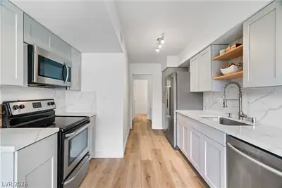 4490 Del Oro Drive Las Vegas, NV 89102