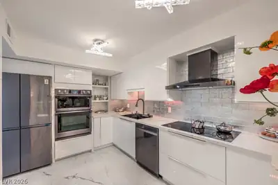205 East Harmon Avenue 507 Kitchen