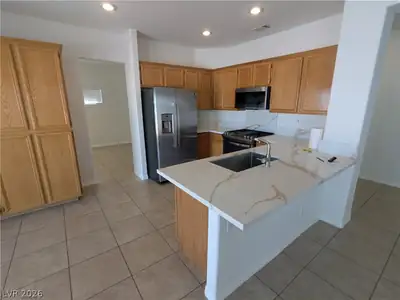 1016 Royal Plum Lane, Las Vegas, NV 89144 Kitchen