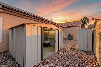 9530 Redstar Street, Las Vegas, NV 89123 Yard