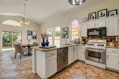 9530 Redstar Street, Las Vegas, NV 89123 Kitchen