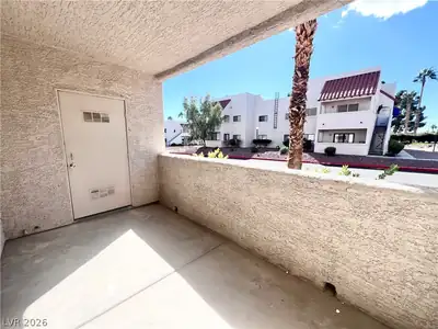 101 Luna Way 118 Patio