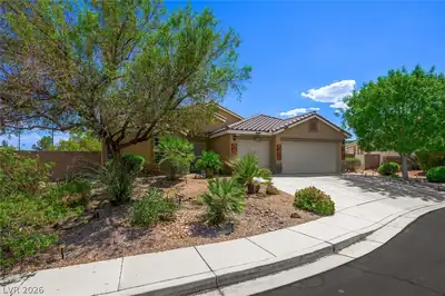 213 Whitetail Archery Avenue North Las Vegas, NV 89084