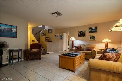 2820 South Swallow Point Circle Living Room