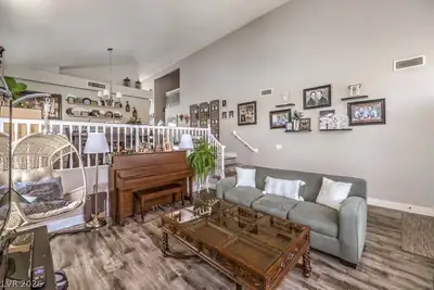 2848 Via Terra Street, Henderson, NV 89074 Living Room