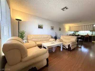 3230 Cameron Street D Living Room