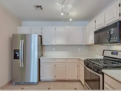 5125 West Reno Avenue 1055 Kitchen