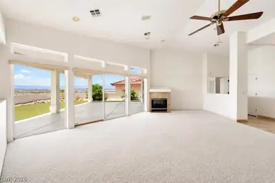 1052 Calico Ridge Drive, Henderson, NV 89011 Living Room