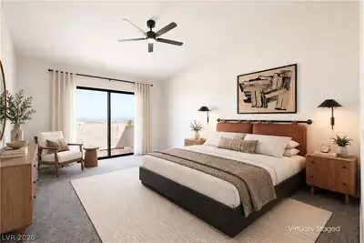 2050 North Los Feliz Street 179 Bedroom