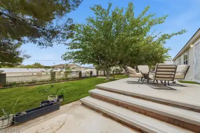 255 East Ormond Street Patio