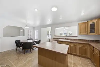 255 East Ormond Street Kitchen