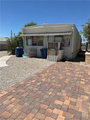 6024 Great Smoky Avenue, Las Vegas