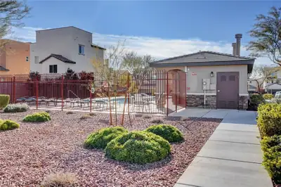 6980 Walden Park Street, Las Vegas, NV 89166 Pool