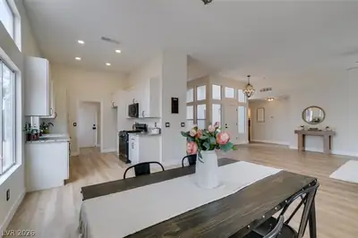 2052 Angel Falls Drive, Henderson, NV 89074 Kitchen