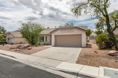 2052 Angel Falls Drive, Henderson, NV 89074 Front of Structure