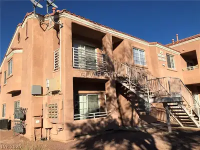 3318 North DECATUR Boulevard 2145, Las Vegas