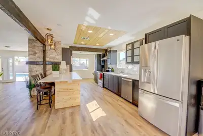 1905 South 16th Street 