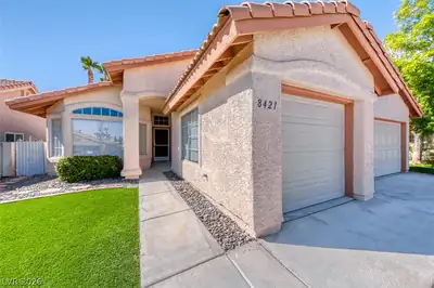 8421 Honeywood Circle, Las Vegas, NV 89128 Front of Structure