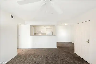 6955 North Durango Drive 3025 Living Room