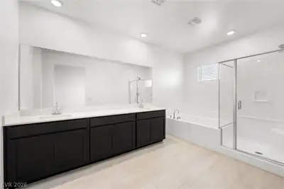 9612 Wild Rock Court, Las Vegas, NV 89178 Primary Bathroom