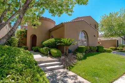 11359 Winter Cottage Place Las Vegas, NV 89135