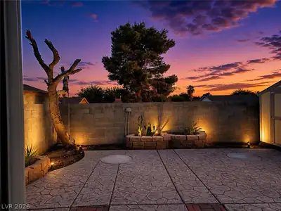 4021 Lighthouse Avenue, Las Vegas, NV 89110 Patio