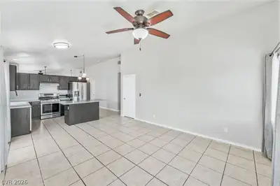 4353 Scarlet Sea Avenue, North Las Vegas, NV 89031 Kitchen