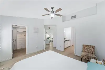 3404 Wexford Lane 101 Primary Bedroom