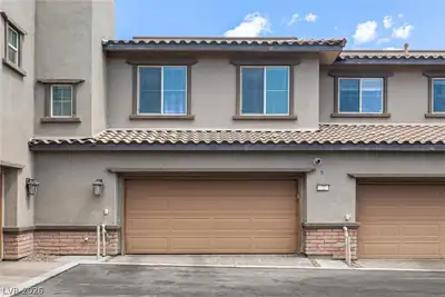 72 Lomita Heights Drive, Las Vegas, NV 89138 