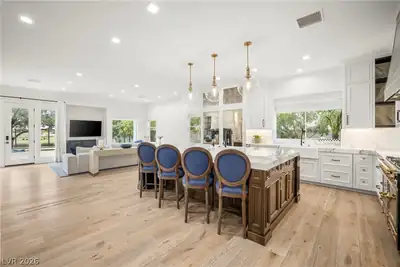 304 North Royal Ascot Drive Kitchen