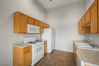 3364 Indian Shadow Street 203 Kitchen