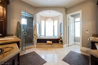815 Morning Sun Court, Las Vegas, NV 89110 Primary Bathroom