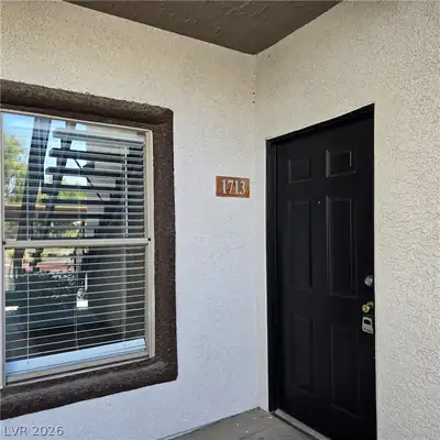 45 Maleena Mesa Street 1713 Entry