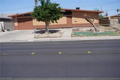 2212 Revere Street North Las Vegas, NV 89030