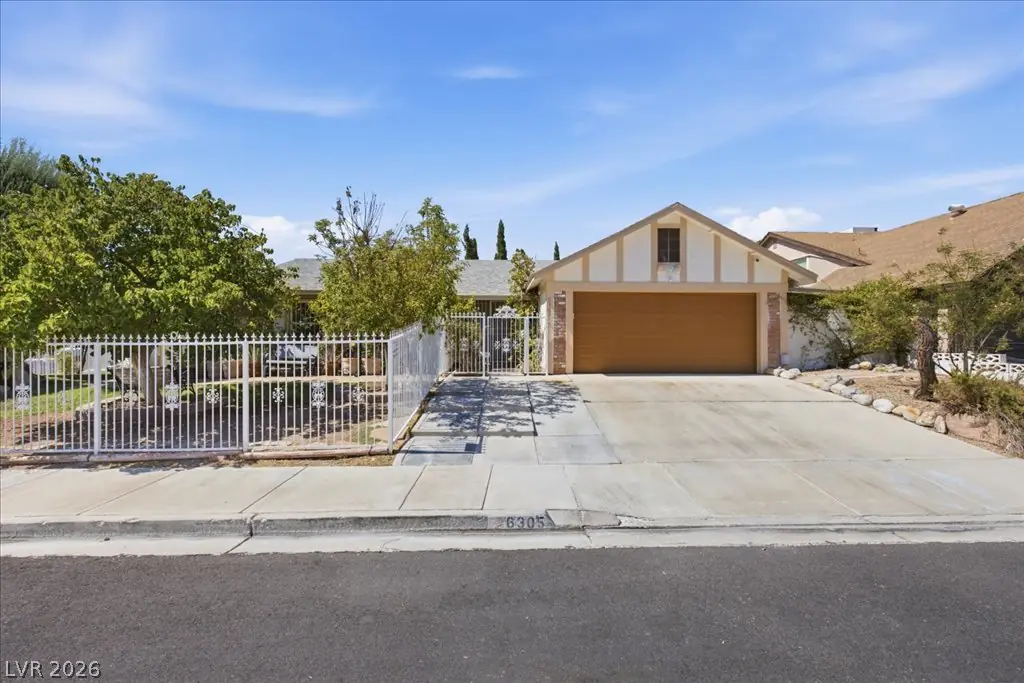 6305 Arcadia Avenue, Las Vegas, NV 89118