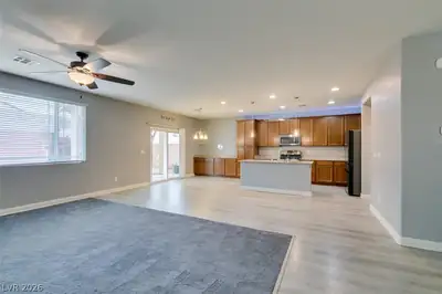7745 Donner Peak Street, Las Vegas, NV 89166 
