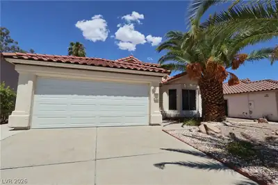 994 Trackers Glen Avenue, Henderson
