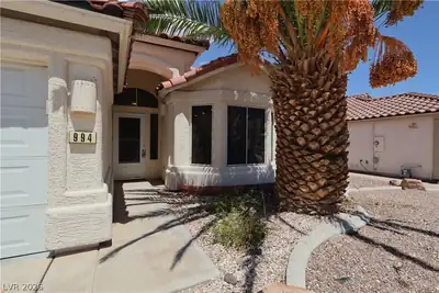 994 Trackers Glen Avenue, Henderson, NV 89015 Front of Structure