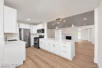608 Bryant Court, Boulder City, NV 89005 Kitchen