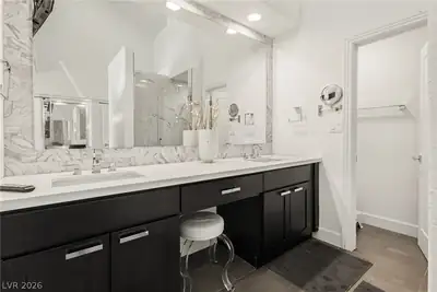 7949 Harbour Towne Avenue, Las Vegas, NV 89113 Primary Bathroom