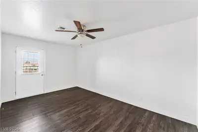 3750 Shirebrook Drive 146 Primary Bedroom