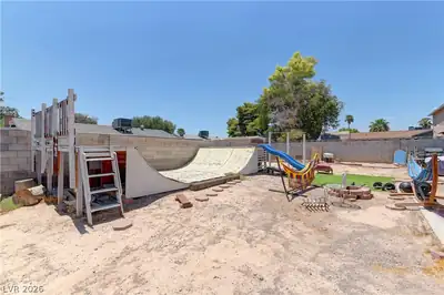4821 Alameda Avenue, Las Vegas, NV 89110 Yard