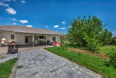 6680 Greenbriar Court, Pahrump, NV 89061 Patio