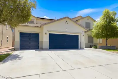 354 Shimmering Moon Street, Henderson